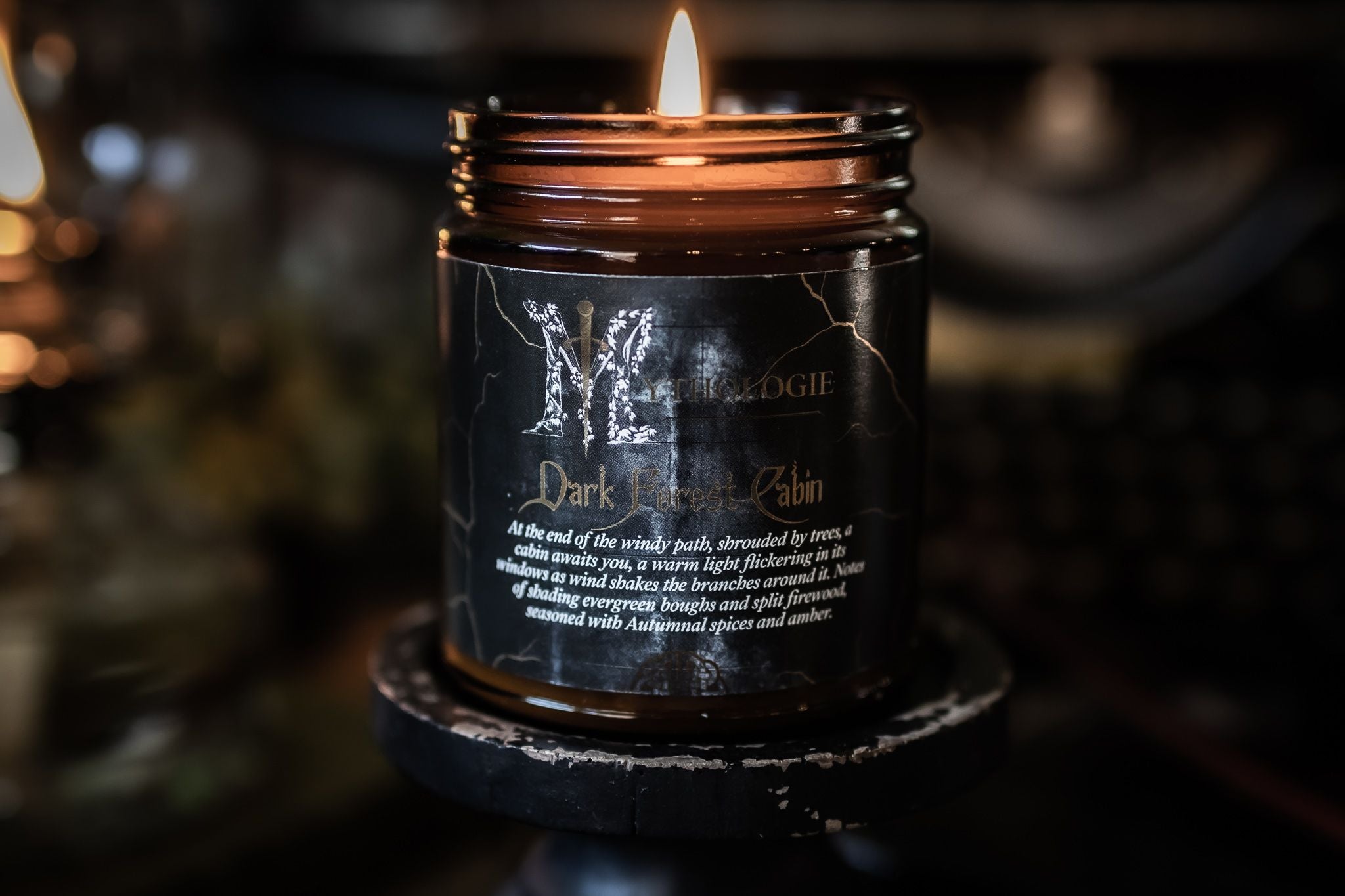 Mythologie Candles Dark Forest Cabin - Thumbnail 3